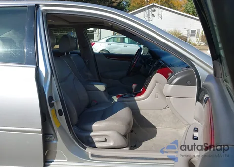 2003 Lexus Es 300 z USA, uszkodzony, nr VIN JTHBF30G730143066